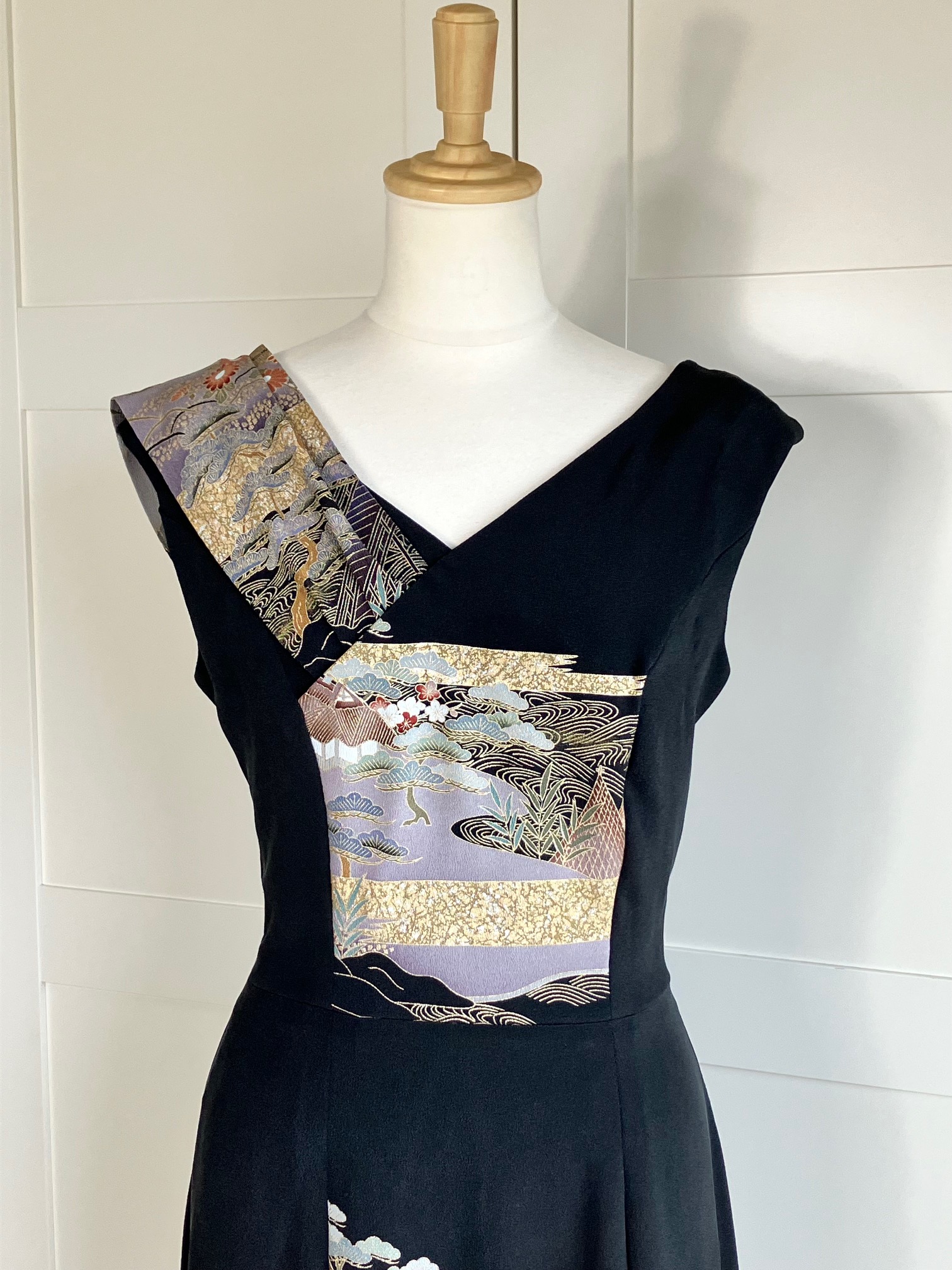 Marumi dress オリジナル着物リメイク  流麗なる和モダンの煌めき — Iラインドレス