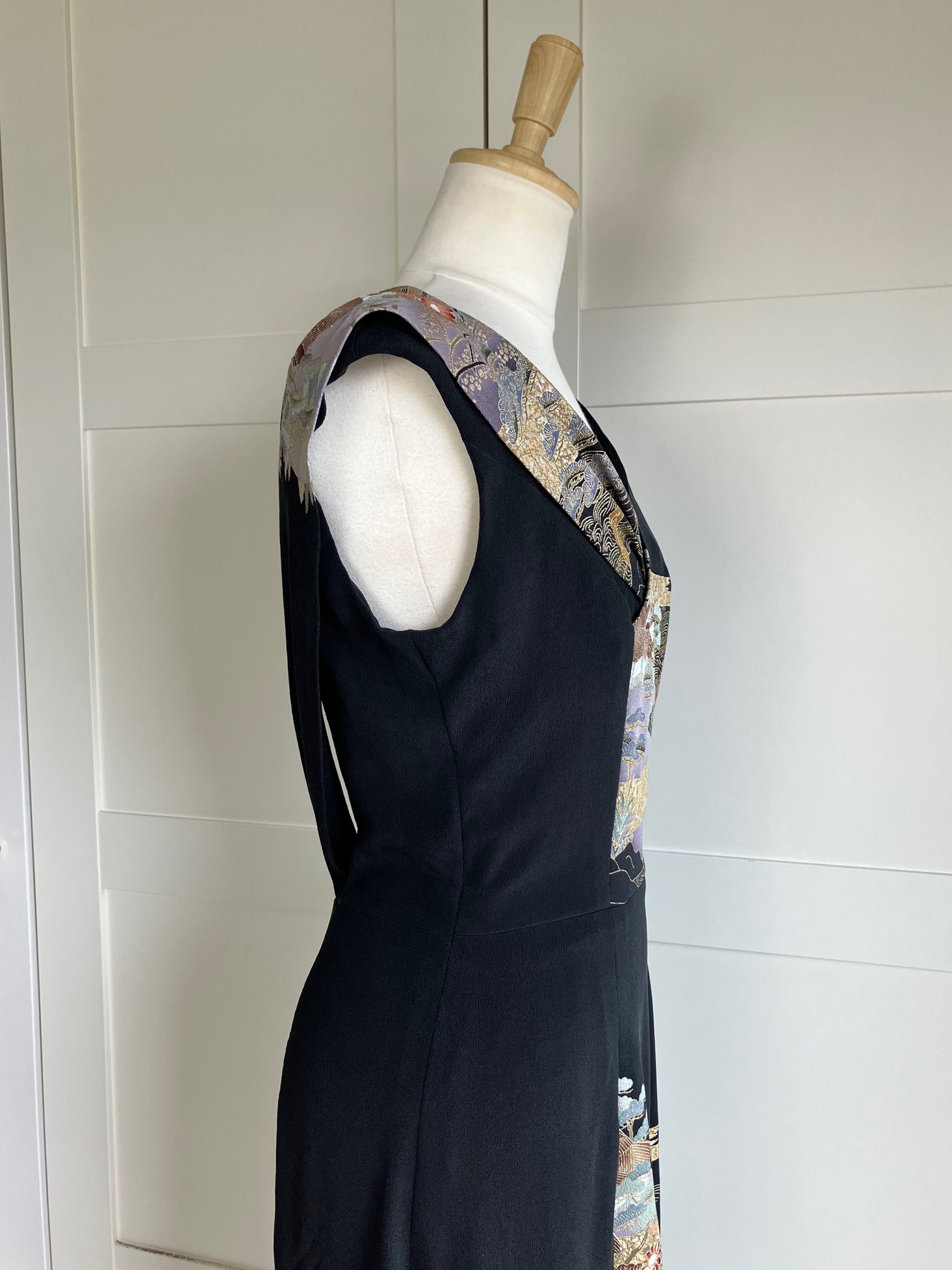 Marumi dress オリジナル着物リメイク  流麗なる和モダンの煌めき — Iラインドレス