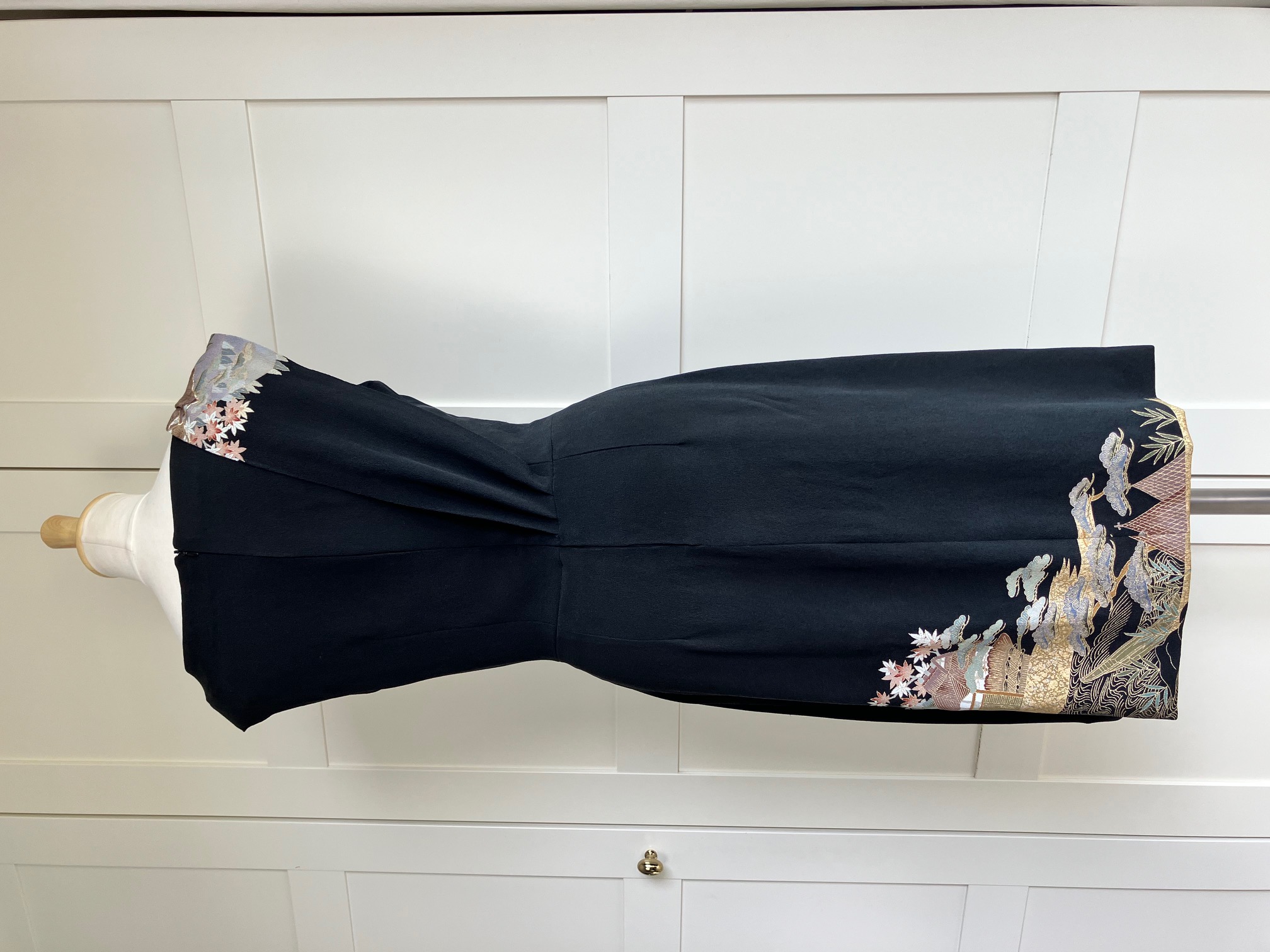 Marumi dress オリジナル着物リメイク  流麗なる和モダンの煌めき — Iラインドレス
