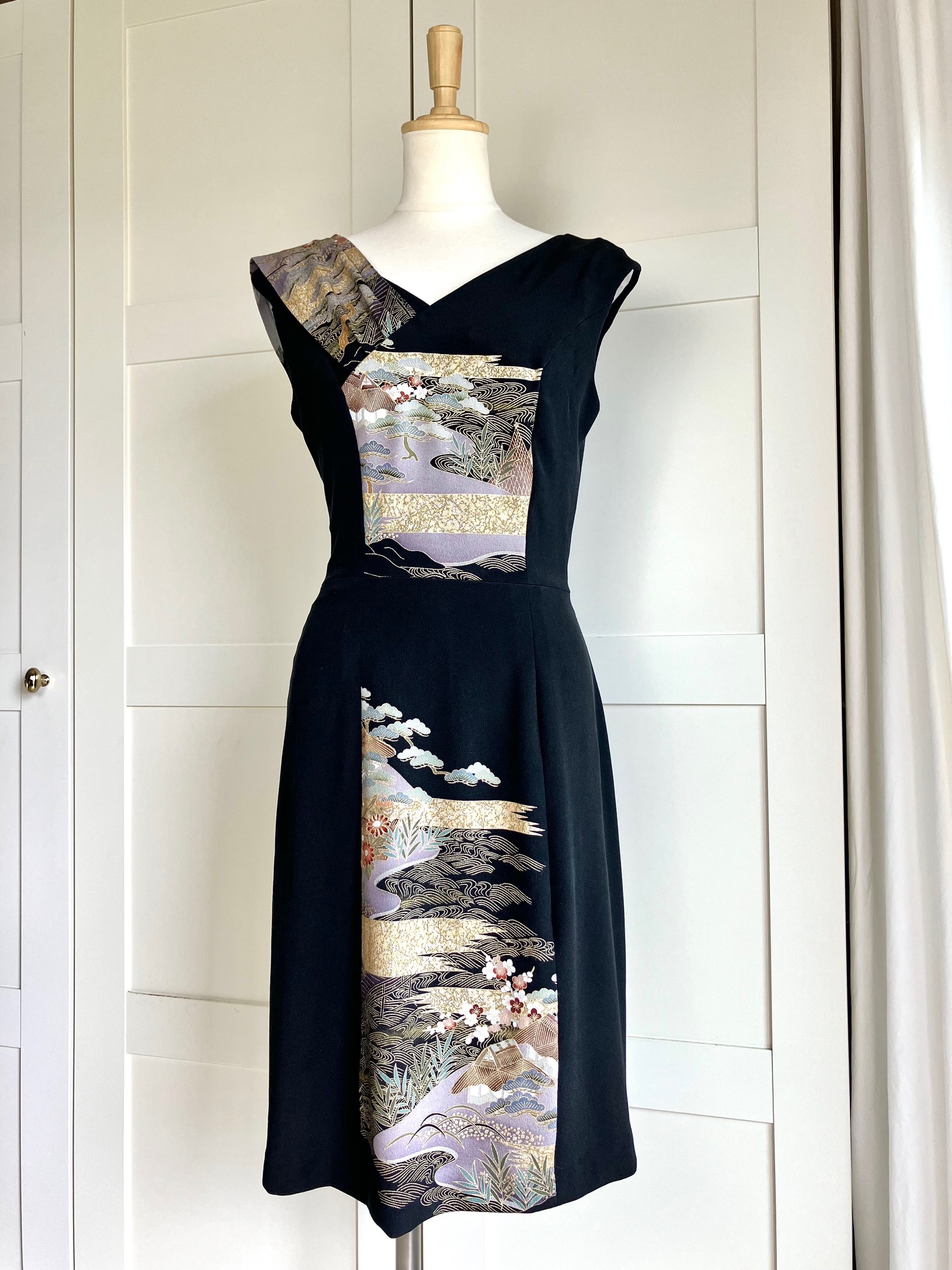 Marumi dress オリジナル着物リメイク  流麗なる和モダンの煌めき — Iラインドレス