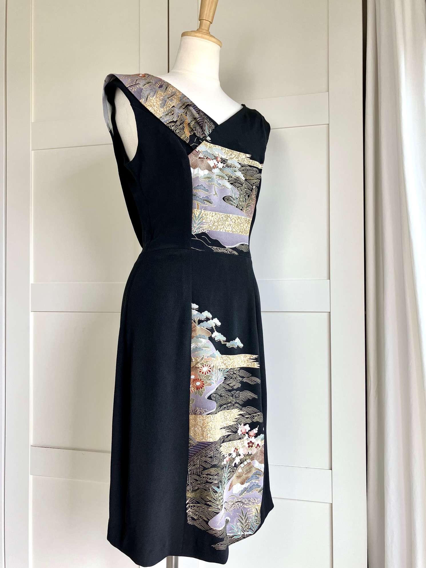 Marumi dress オリジナル着物リメイク  流麗なる和モダンの煌めき — Iラインドレス