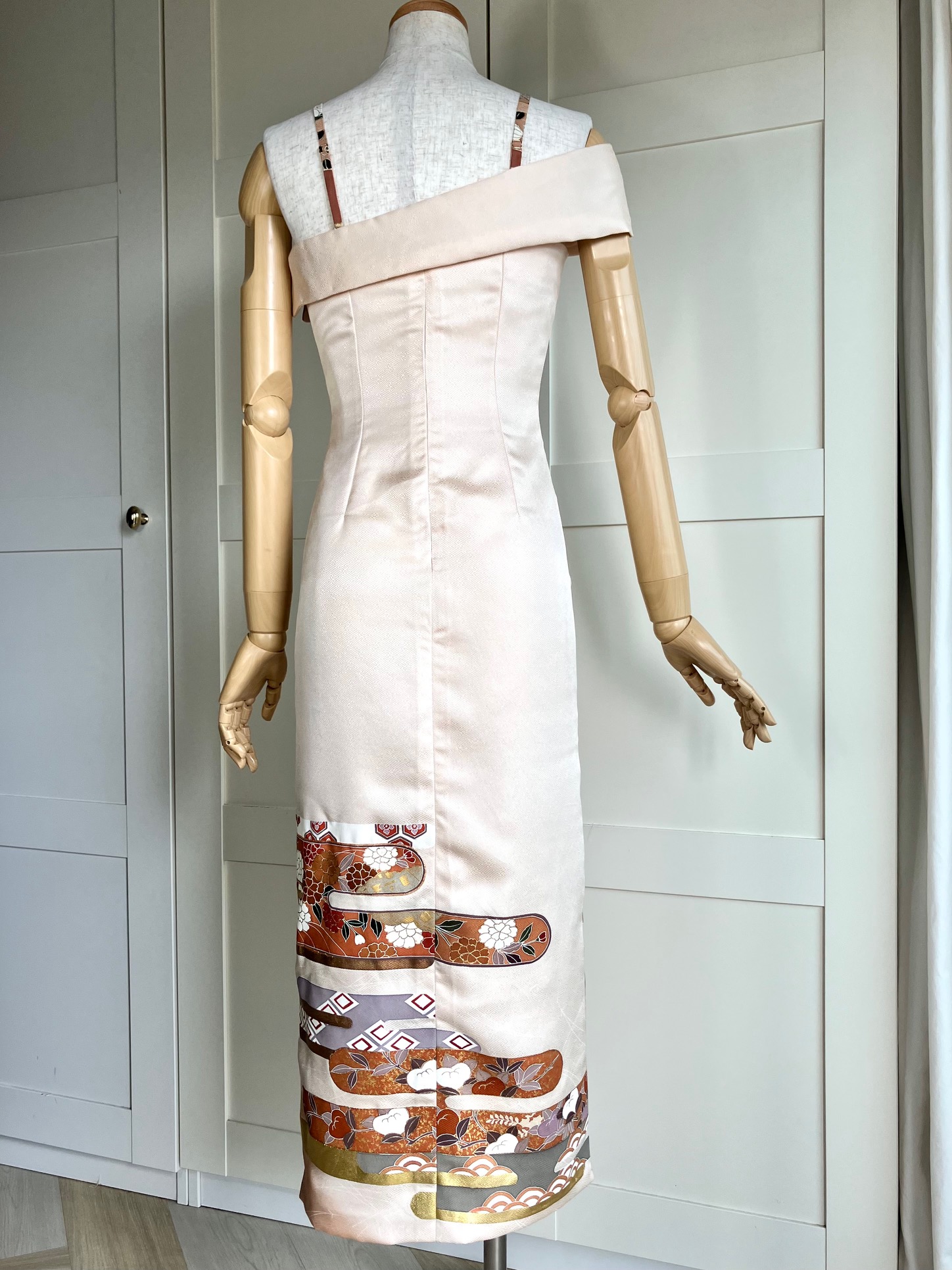Marumi dress オリジナル着物リメイク　ストールディテール　ビスチェドレス　(ストラップショルダー＆半透明なショルダー付き）